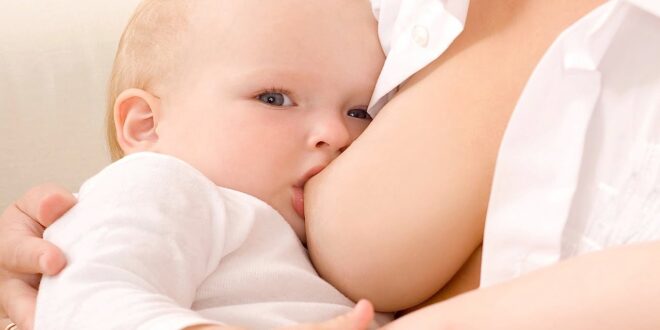 ParentsTalks-Baby-breast-feeding-mother